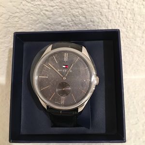 Tommy watch